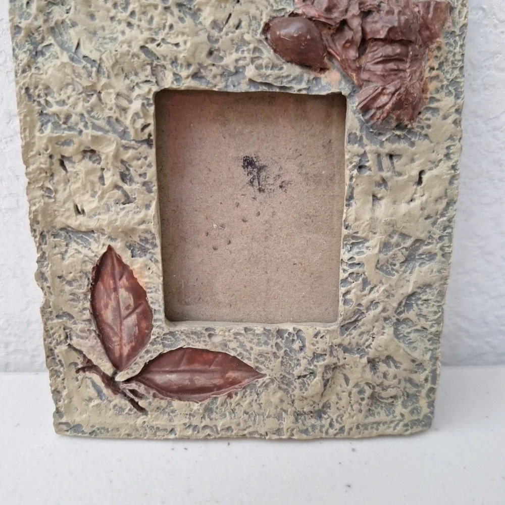 Vintage Photo Frame Faux Cracked Look Stone Leaves Nature 4 x 4.5 Table Top